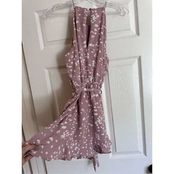 Pretty She + Sky rose and cream romper - Picture 2 of 9